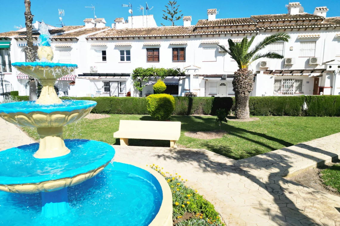 Poolside Bungalow Orihuela Costa - Photo 13