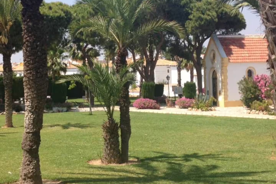 Bungalow Torrevieja Lake Garden - Photo 15